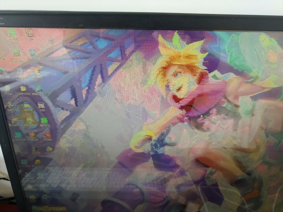 电脑屏幕重影模糊什么原因,电脑画面移动时变模糊