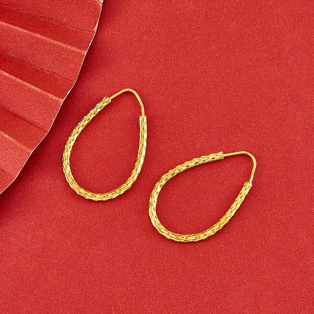 黄金耳饰大小一样是什么意思,怎么挑选适合自己的黄金耳饰