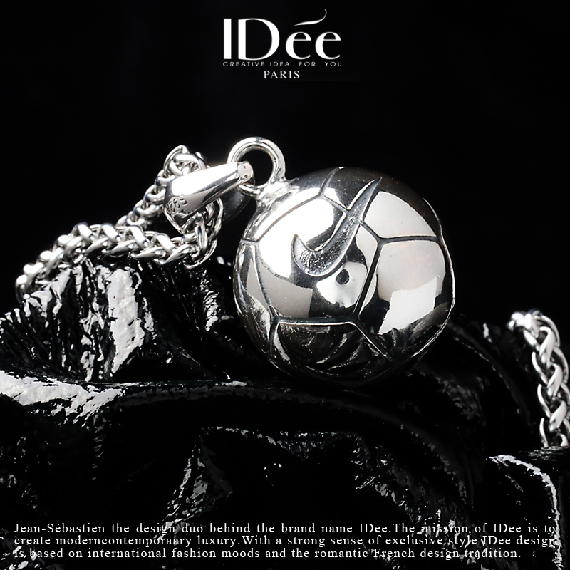 领路足球,银足球饰品