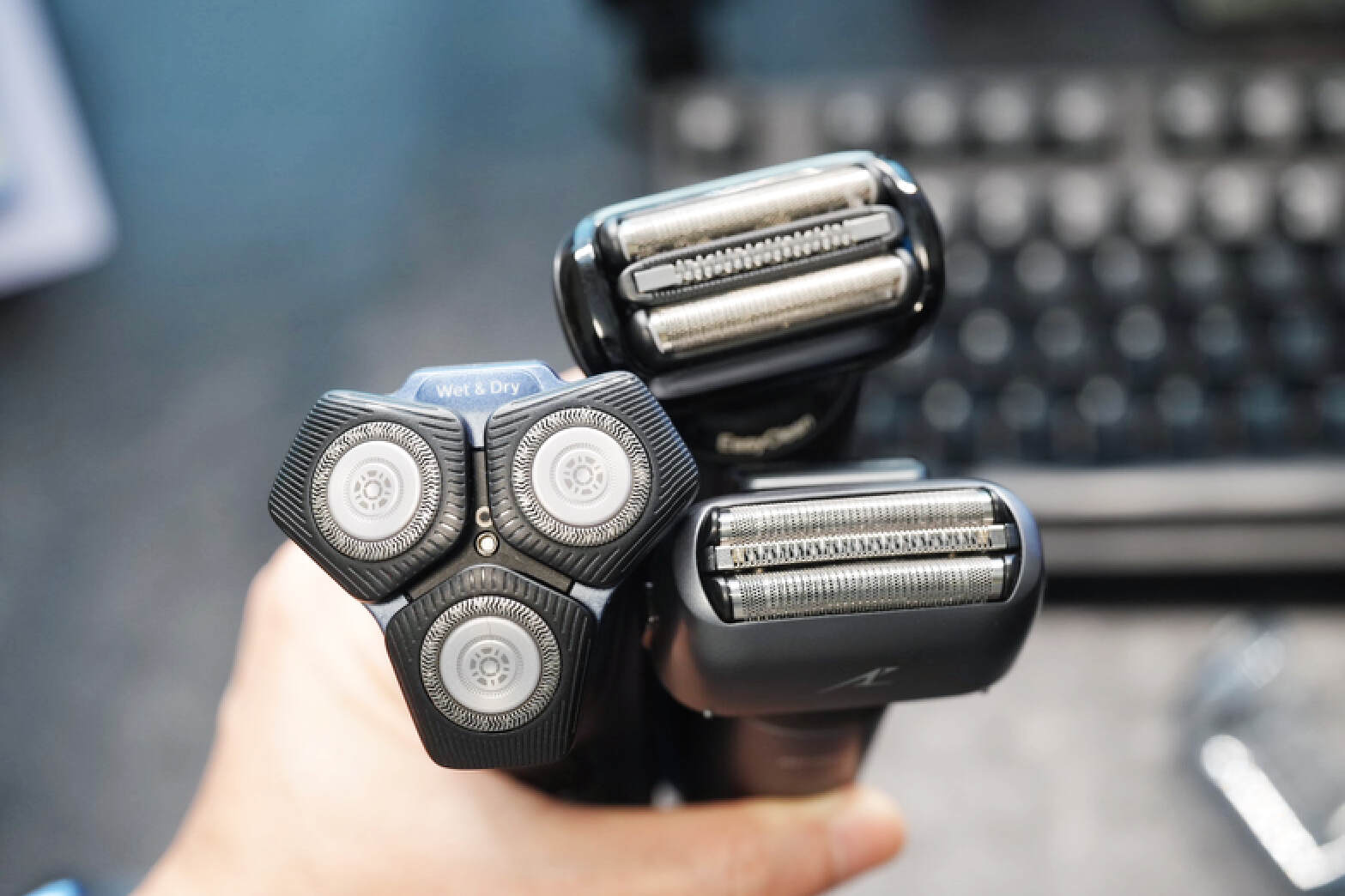 博朗剃须刀9557对比飞利浦9860,中国剃须刀比飞利浦博朗松下都强