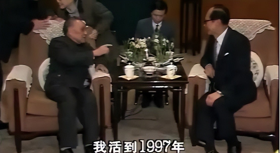 军委制定接防香港方案，忽视了*力武**准备，*小平邓**沉着脸说了2句话