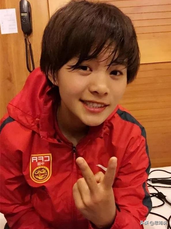 王霜的亲生父母视频,王霜的身世