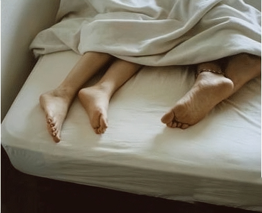 南京“色贪市长”落马：*养包**女下属，爱好在酒店办公，疯狂敛财