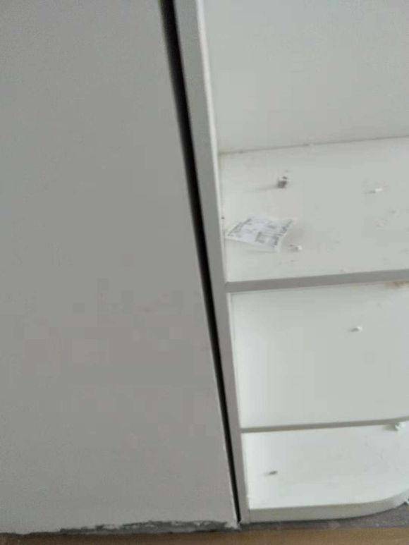 柜子与墙面缝隙多大才算合理,装柜子与墙之间有缝隙怎么解决