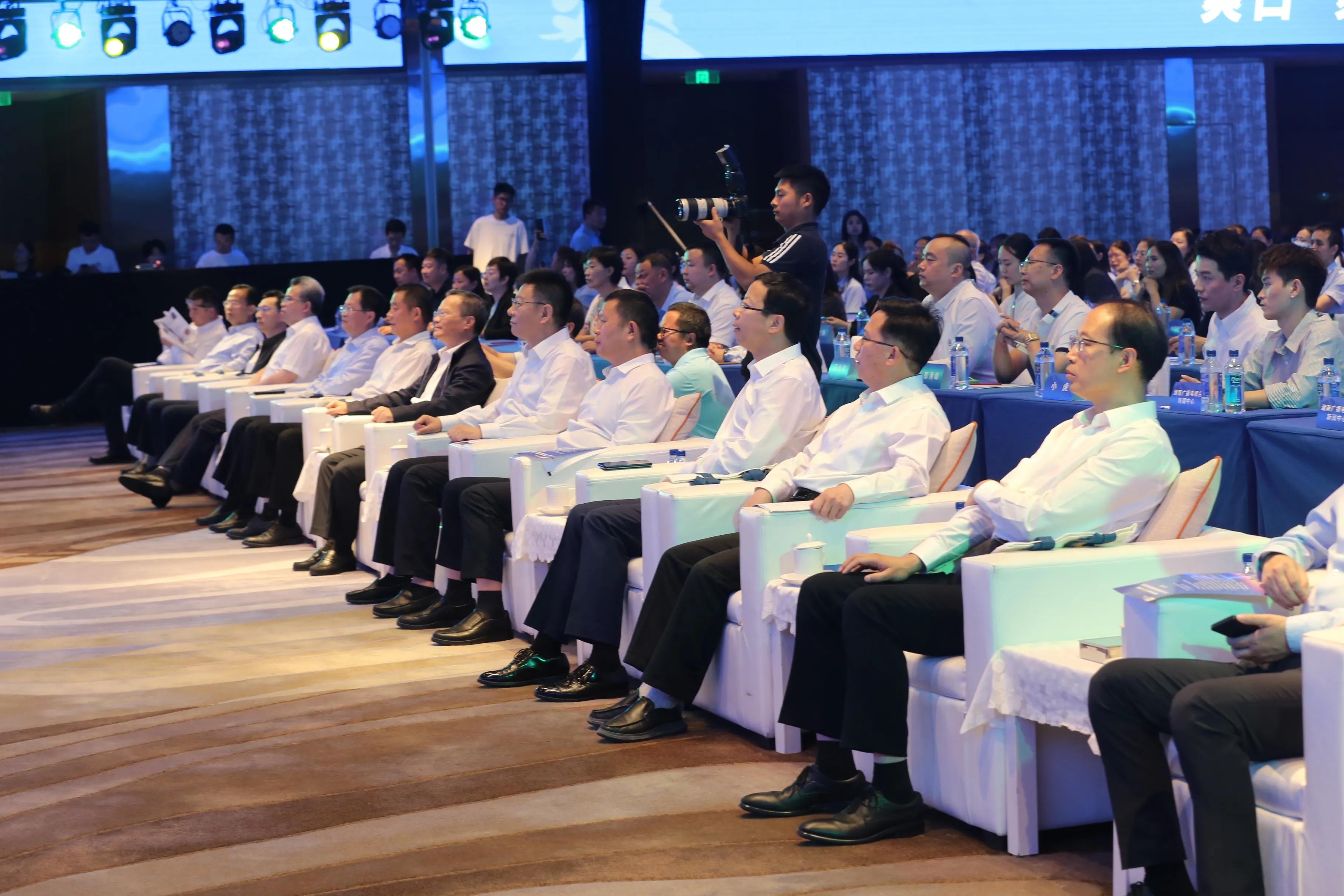 “爽爽贵阳”备“六爽”盛宴，让我们一起享受这个夏天最好的礼物