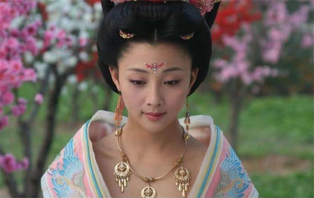 杨玉环为啥独爱吃荔枝？如今科学揭开真相，难怪被李隆基宠爱16年