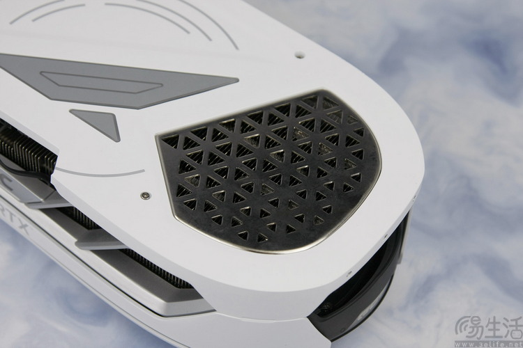 索泰RTX4090旗舰,索泰rtx4060-8goc实测