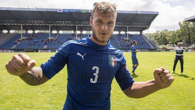 国际米兰官宣：与迪马科续约至2026年，一位真正的蓝黑人