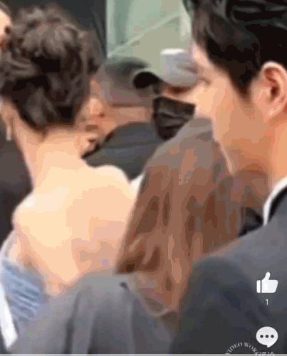 娜扎裤子惹争议,网友吐槽像“*裤内**”本人霸气回应!