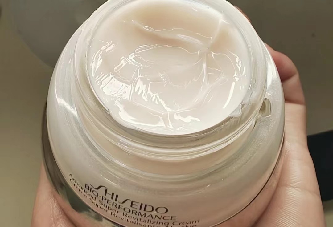 秋冬30岁用什么面霜比较好,过了三十岁女人该用什么护肤品