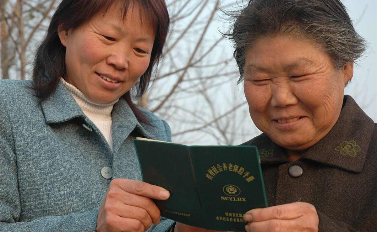 30岁女护士与男医生家中发生关系,因内衣引发血案,丈夫被判死刑