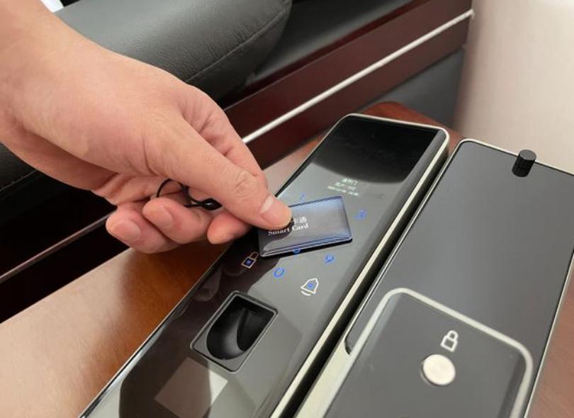 指纹锁与指静脉锁哪个更好,指静脉智能锁和指纹锁哪个更好用