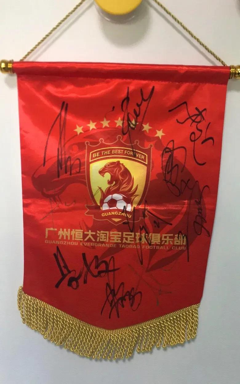 2021足坛暖心时刻,2021足坛年度总结