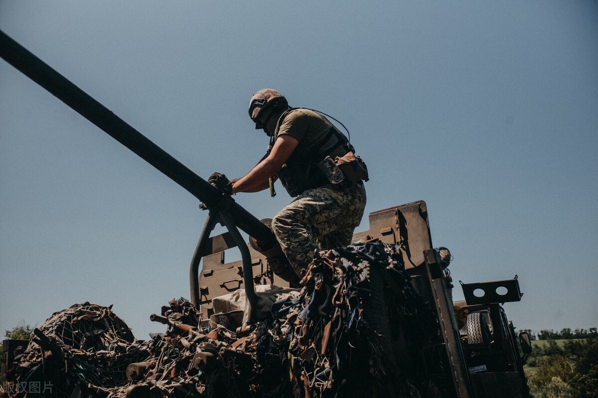 北约如果全力进攻俄罗斯会怎么样,现在俄罗斯还能打北约吗