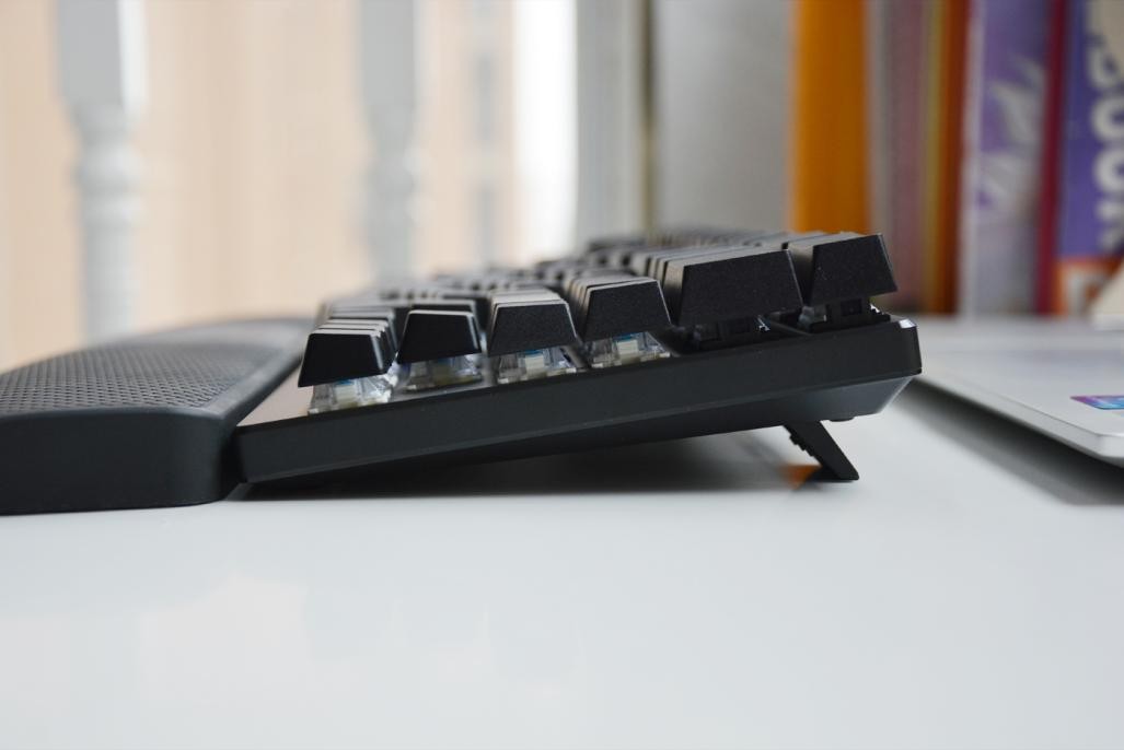 码字手腕疼,码字久了手疼