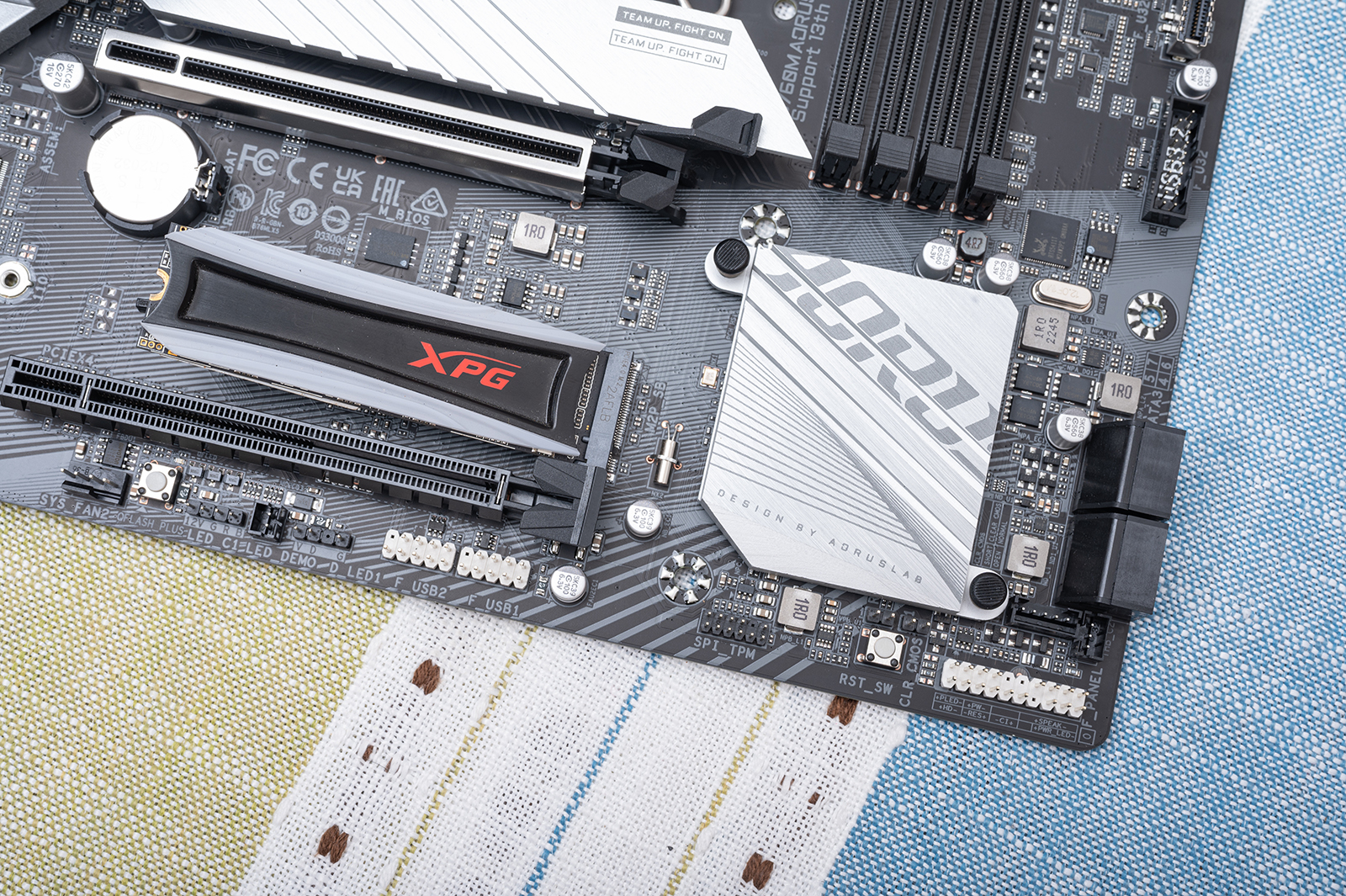 武极商智酷睿13代i5,13代酷睿cpu核显游戏测评