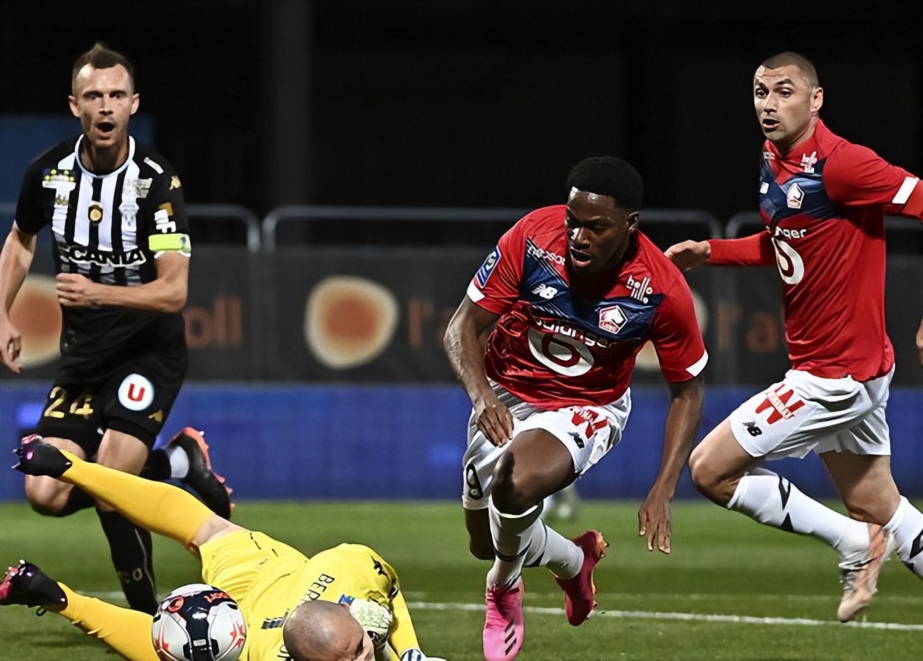 竞彩足球最新赛事推荐,周六竞彩足球胜平负比分推荐