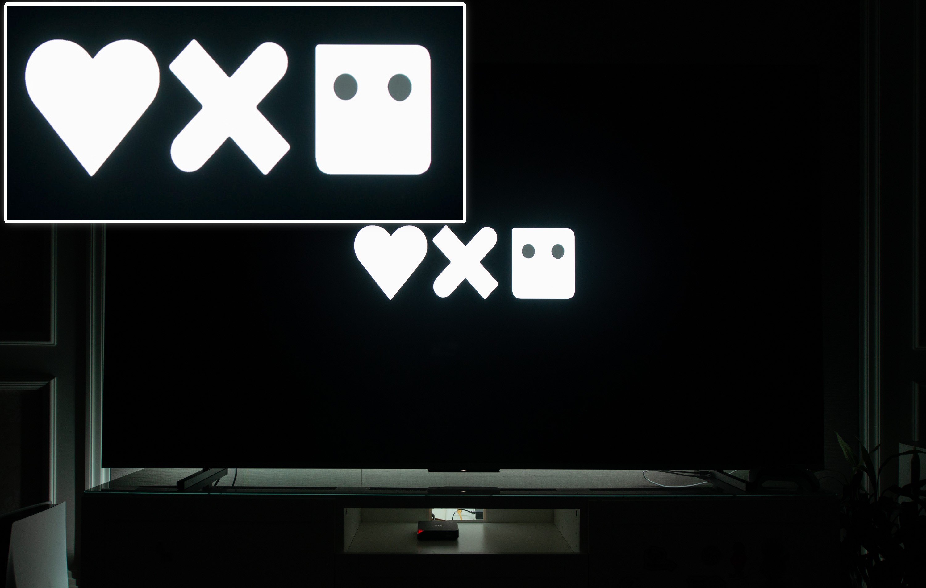 碎屏的电视机,家里电视碎屏了