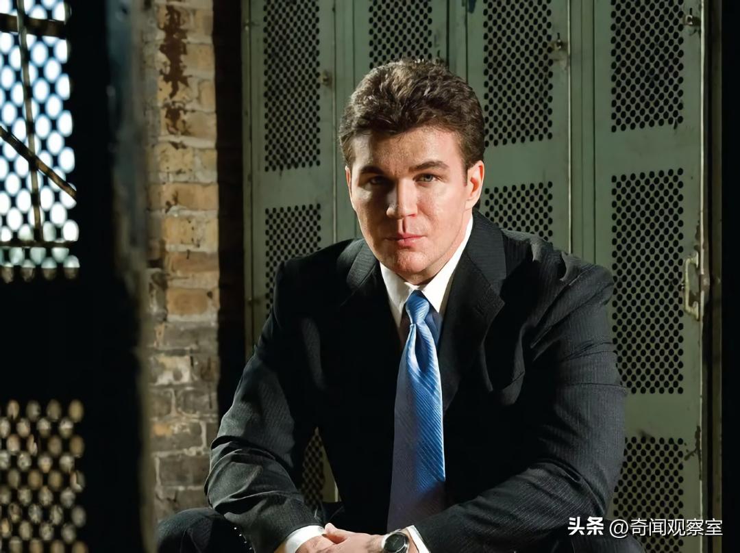 *底卧**与杀手的惊险对碰，热播美剧《BlackBird》背后的真实故事