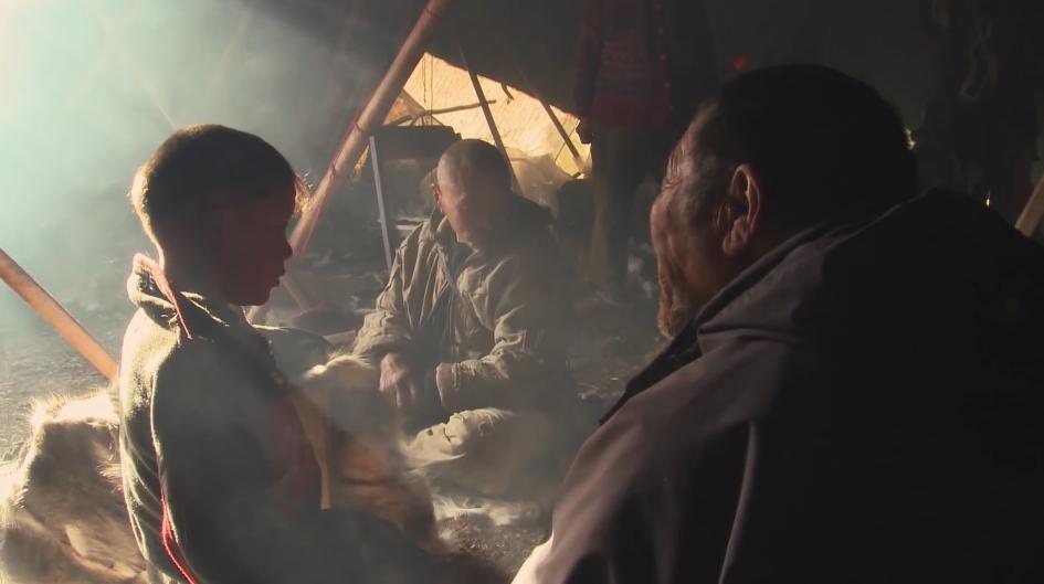 俄罗斯牧民有多少钱,俄罗斯鄂温克人饲养驯鹿