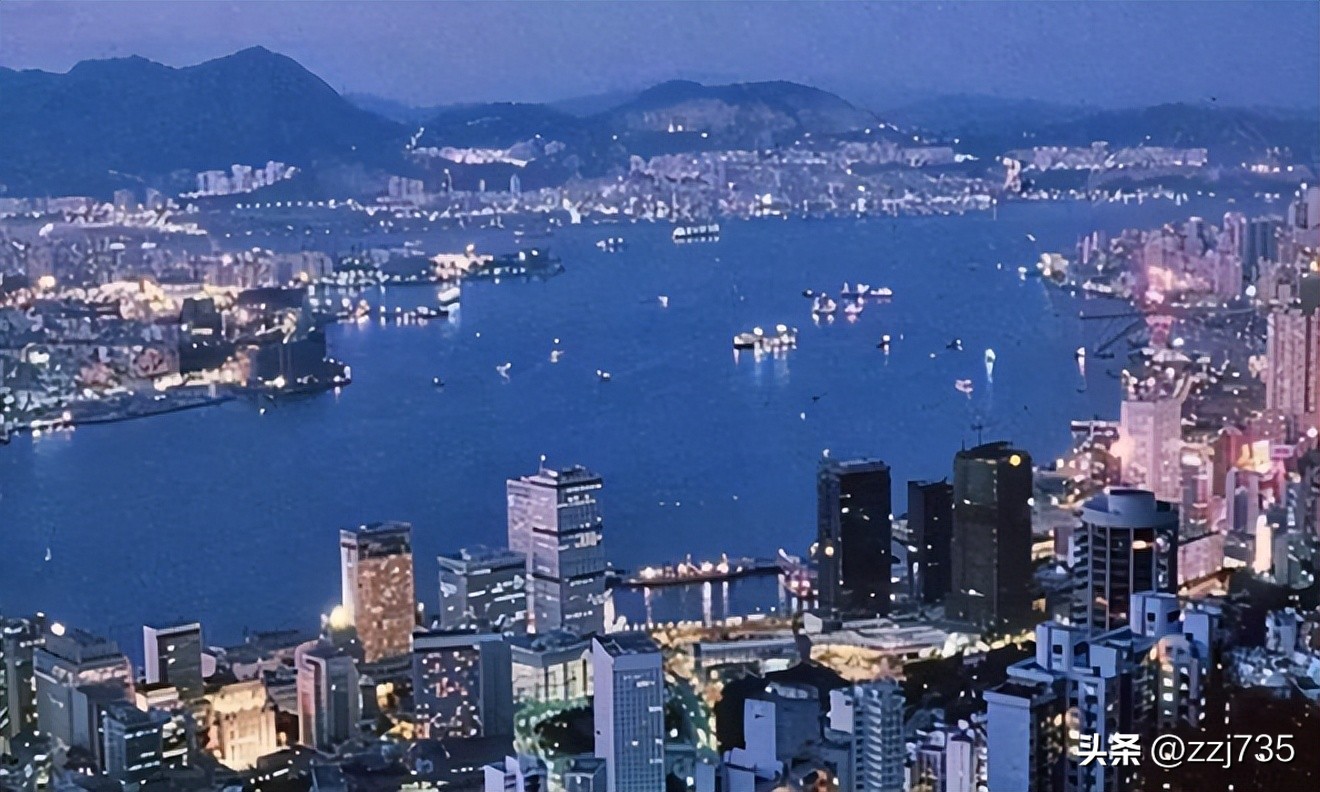 香港普通民众对内地发展评价,香港老百姓谈1997香港回归