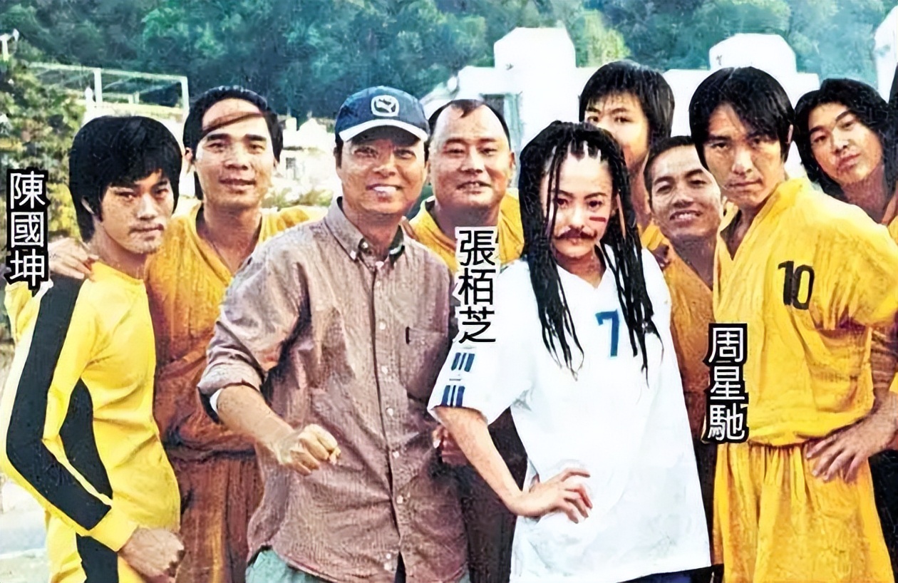 星爷少林足球真实场面,看周星驰少林足球的反应