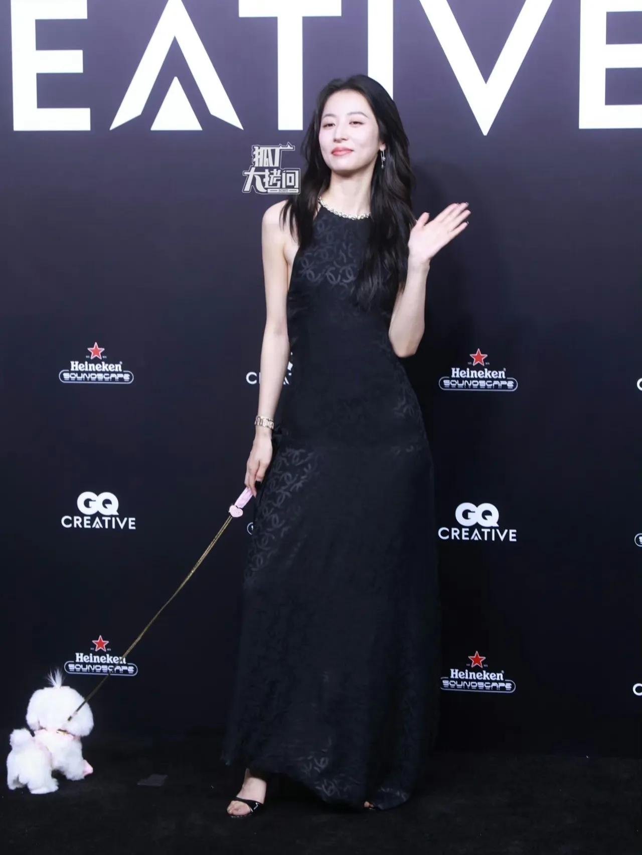 盘点爆火的红毯明星造型,最新女明星红毯惊艳合集