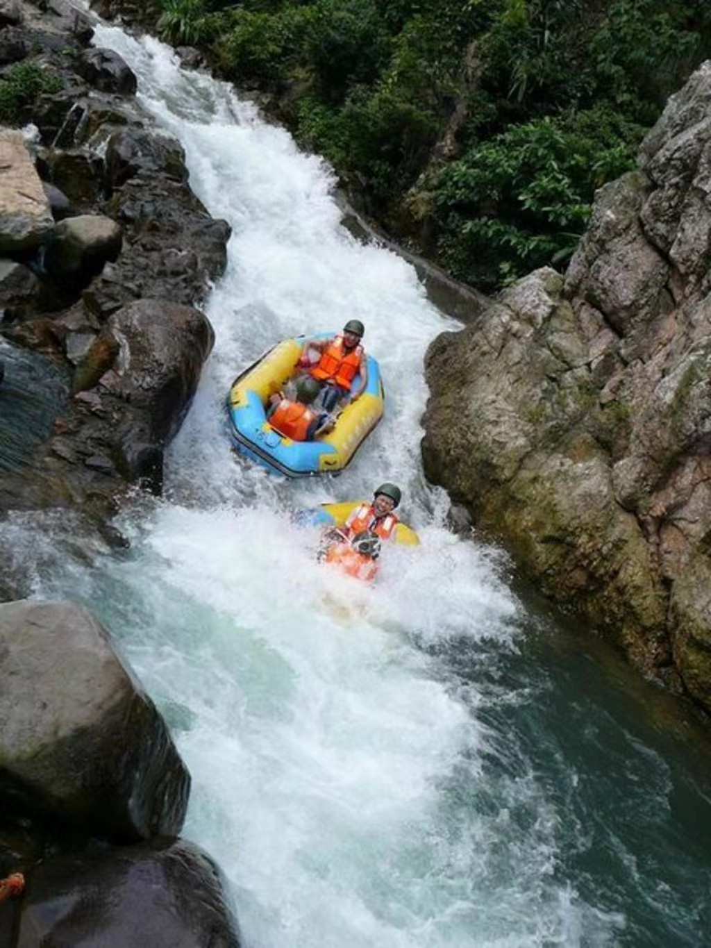 我17年被人忽悠在老家买一套商铺,21年被忽悠在清远买了套别墅