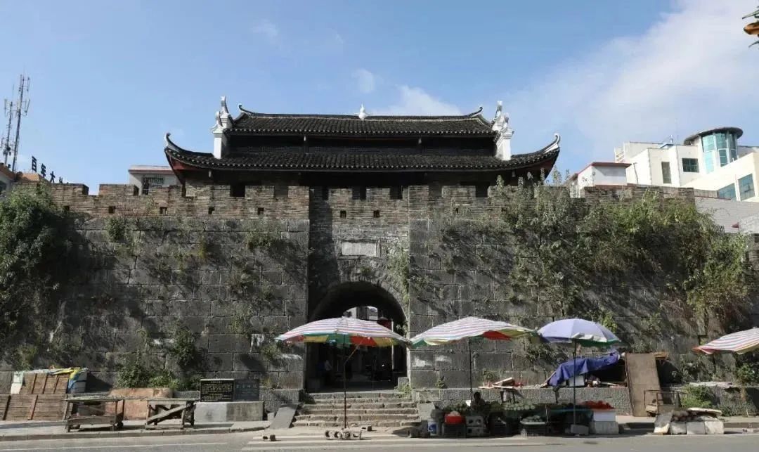 广西旅游攻略天洞,广西旅游攻略大明山