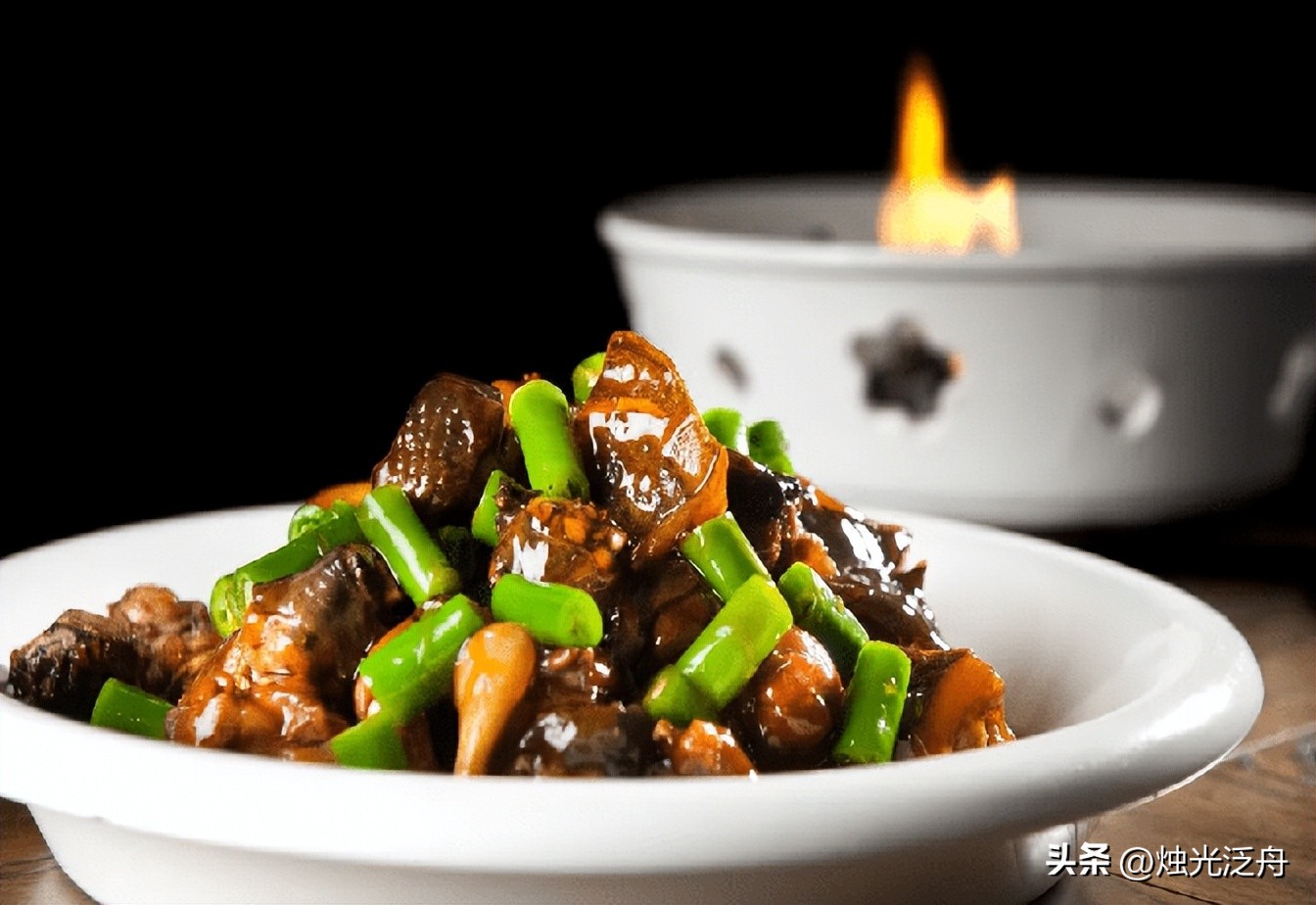 家庭版甲鱼炒鸡做法,笋干烧生态甲鱼饭店做法