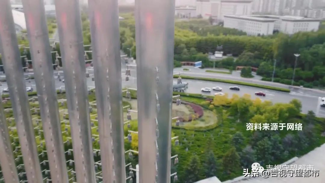 世纪广场21根巨柱被拆除,世纪广场21根柱子被拆除