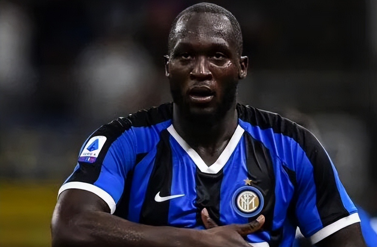 国米张康阳满满都是敬畏,国米晋级欧联决赛张康阳自拍庆祝