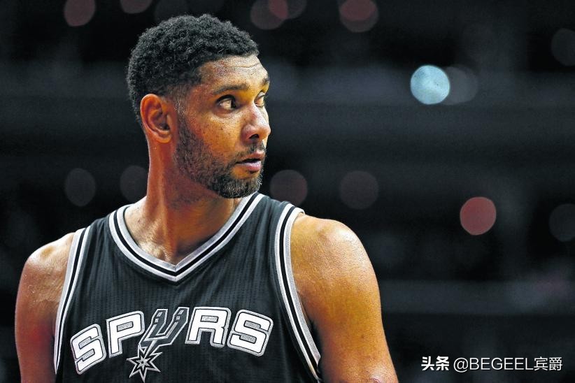 詹姆斯成为nba历史首位40000分先生,nba历史得分王詹姆斯穿着哪双鞋