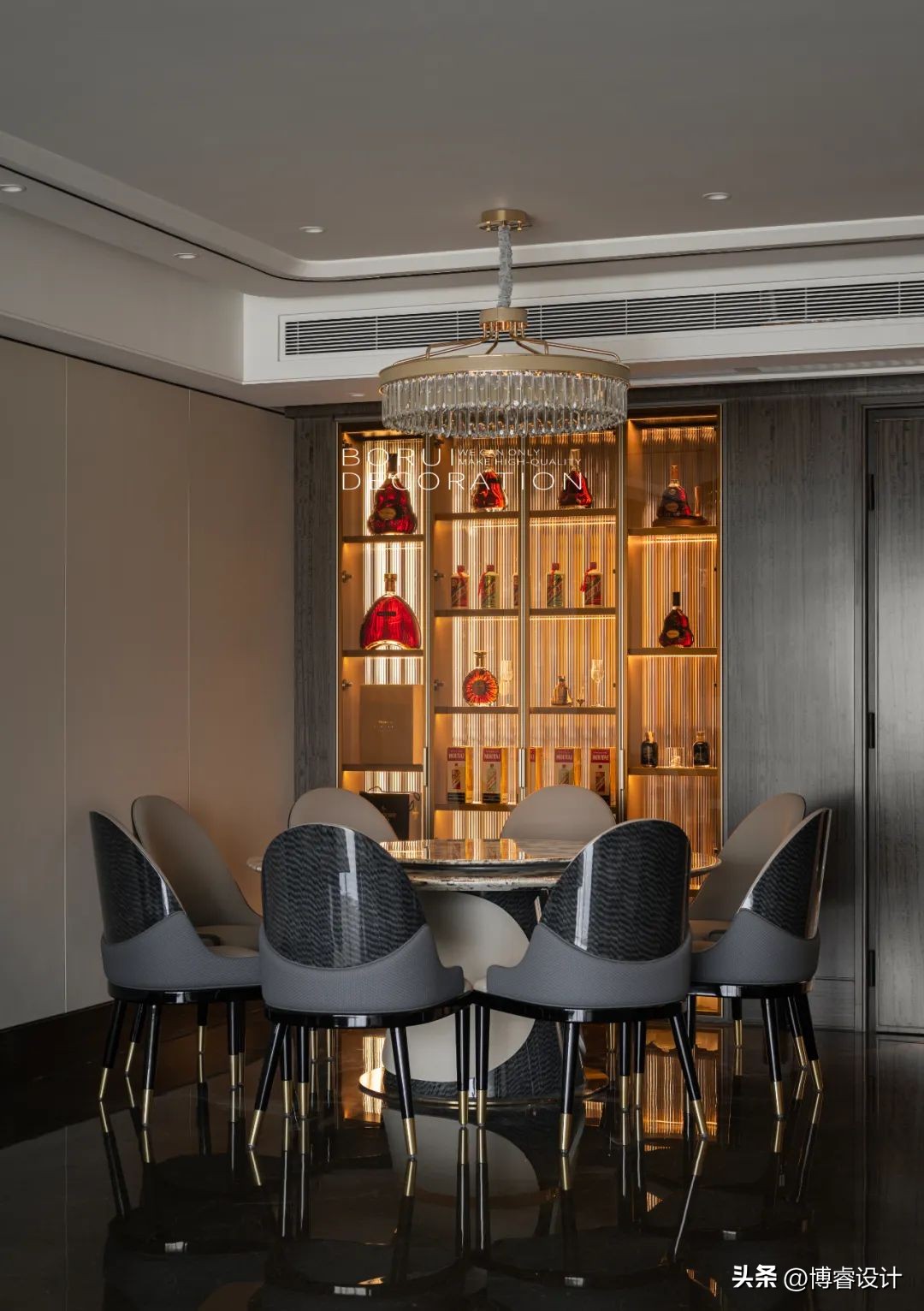 250㎡江景精装房改造,轻奢风格+收纳系统优化