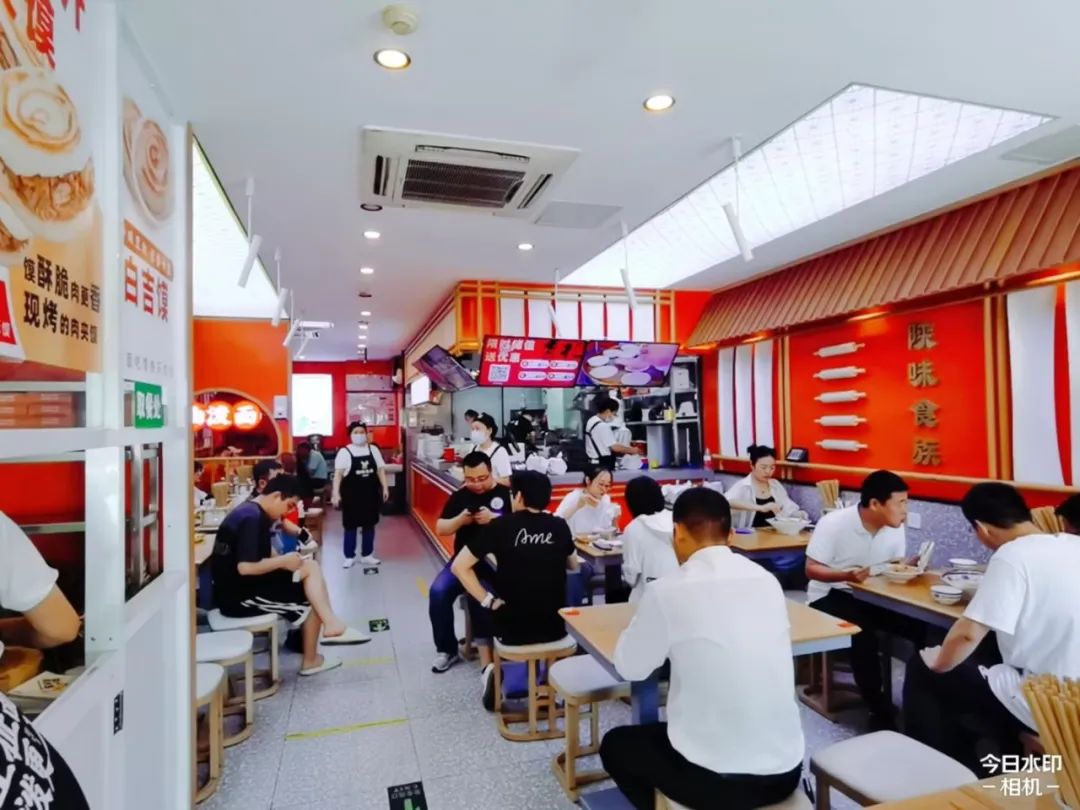 北京面馆油泼面,一碗不正宗的油泼面