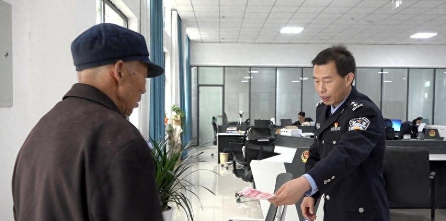 我国法律对老年人犯罪的处罚标准,老人年龄超过多少岁可以不用判刑