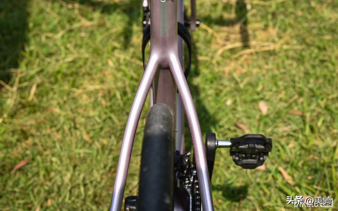 另类入门碳车VanRyselNCRCF公路车评测