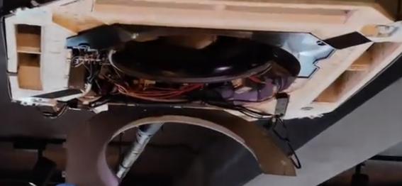 中央吸顶式空调如何拆卸查找漏水,吊顶式中央空调拆洗