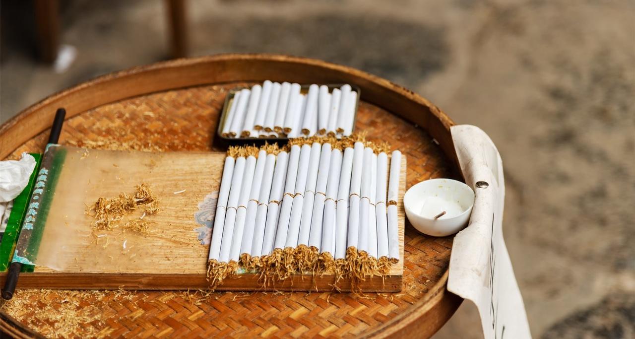 抽几块钱的烟和15块的烟有区别吗,10元的烟和100的烟哪个更伤身体