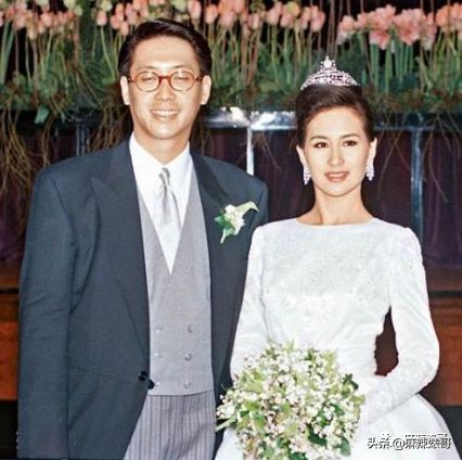 李嘉欣晒住院照评论,李嘉欣急救内情曝光