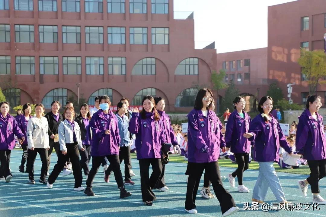 扬体育精神展学子风采,小学运动会弘扬体育精神