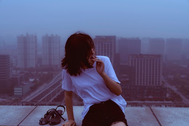 98年女孩的“生财之道”，3年时间靠它赚够500万，读懂的人穷不了