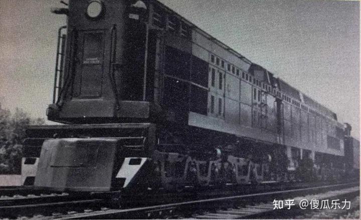 为什么蒸汽机车是红轮,为什么蒸汽机车会被取代