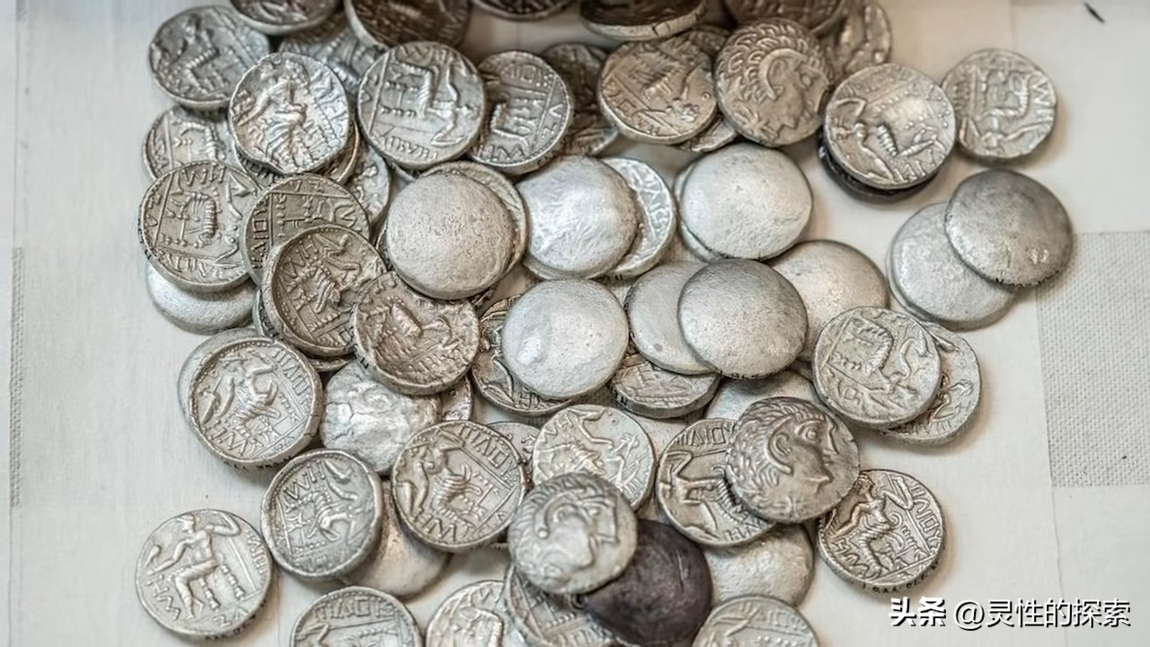 揭秘古代艺术：揭示2000年火山灰下保存的宝藏