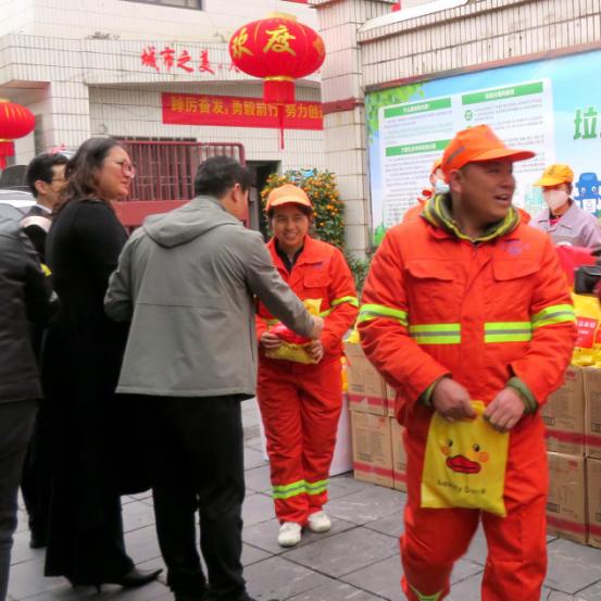 与“泰国城”一街之隔，桂林聚福园特别行动，到底暖了谁的心？