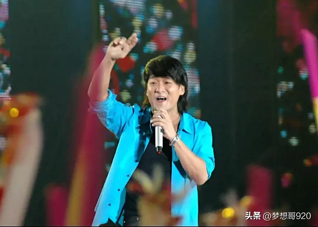 周华健多少岁结婚,周华健和他妻子如何相遇的