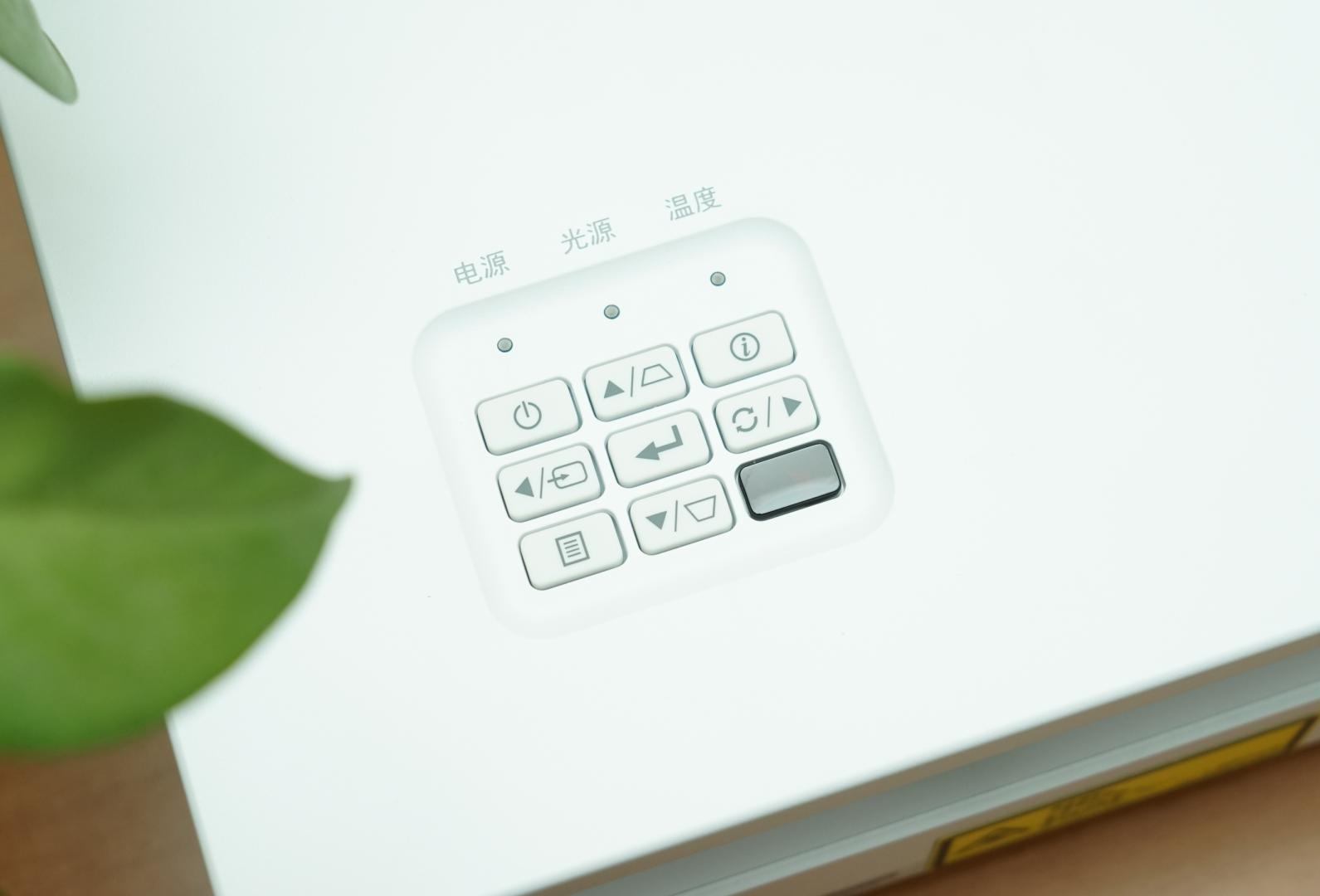 激光投影和nec投影仪哪款最好,necrgb激光投影机