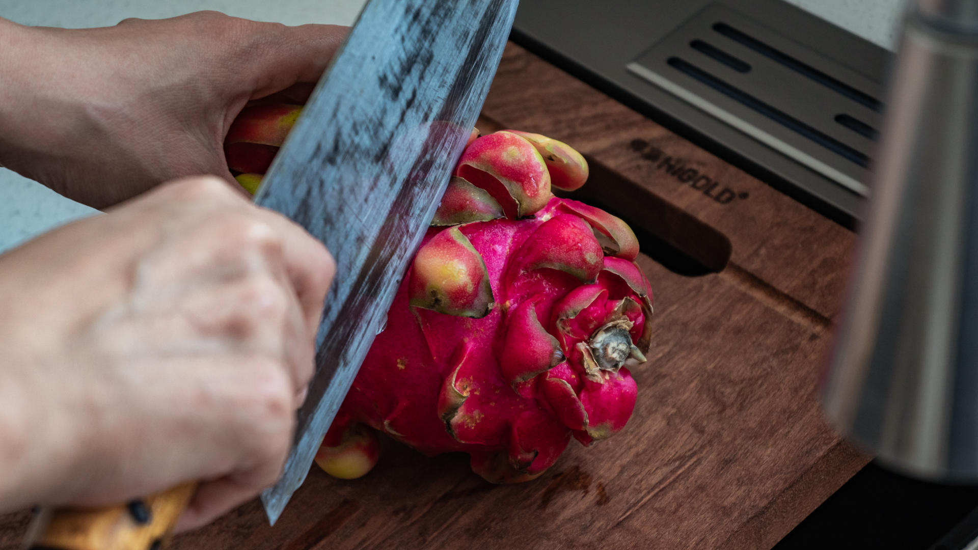 纳米水槽和不锈钢水槽哪个好,多功能大单槽水槽推荐