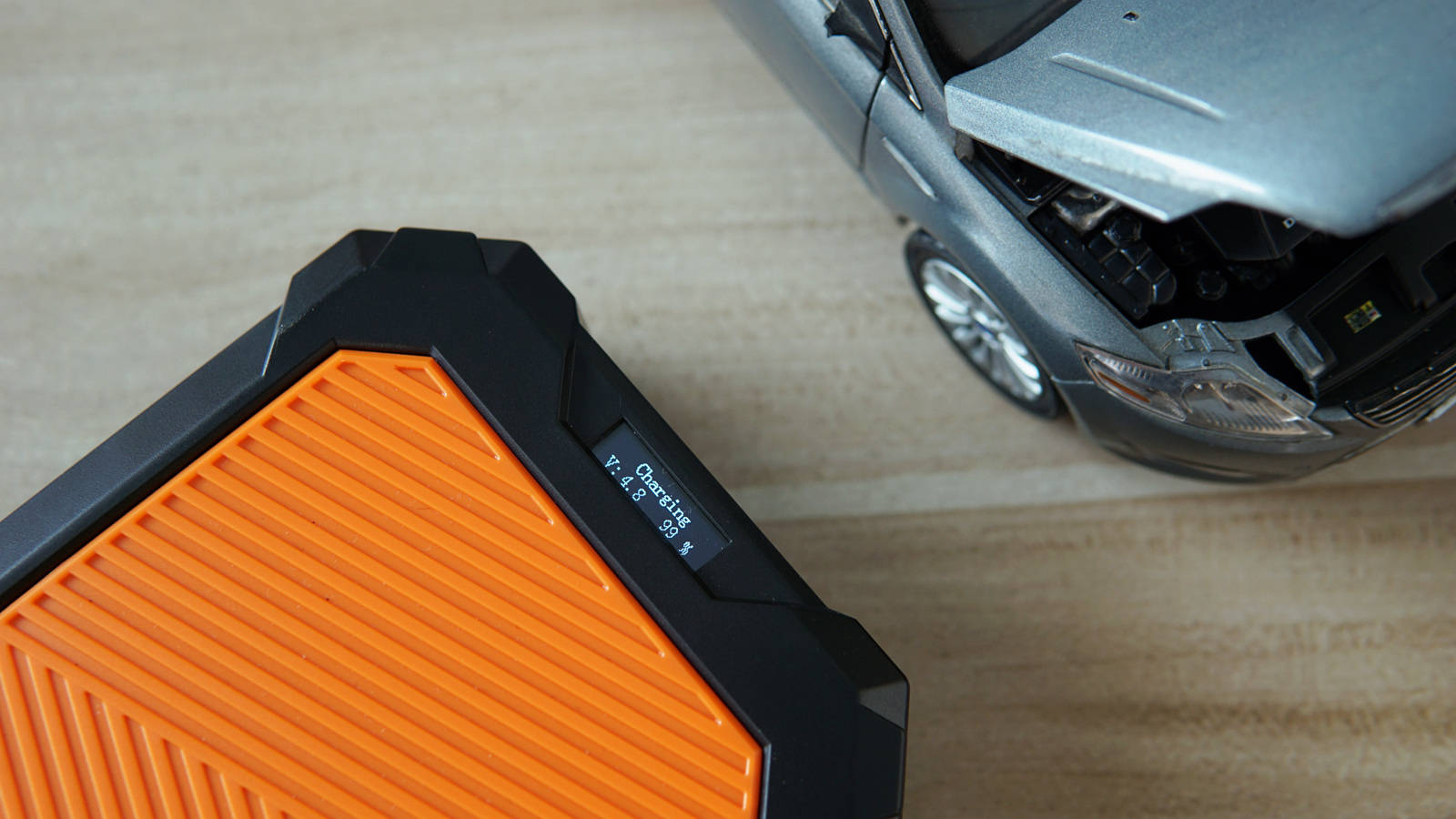 汽车启动应急电源瞬间没电了,汽车应急启动电源24v无法工作