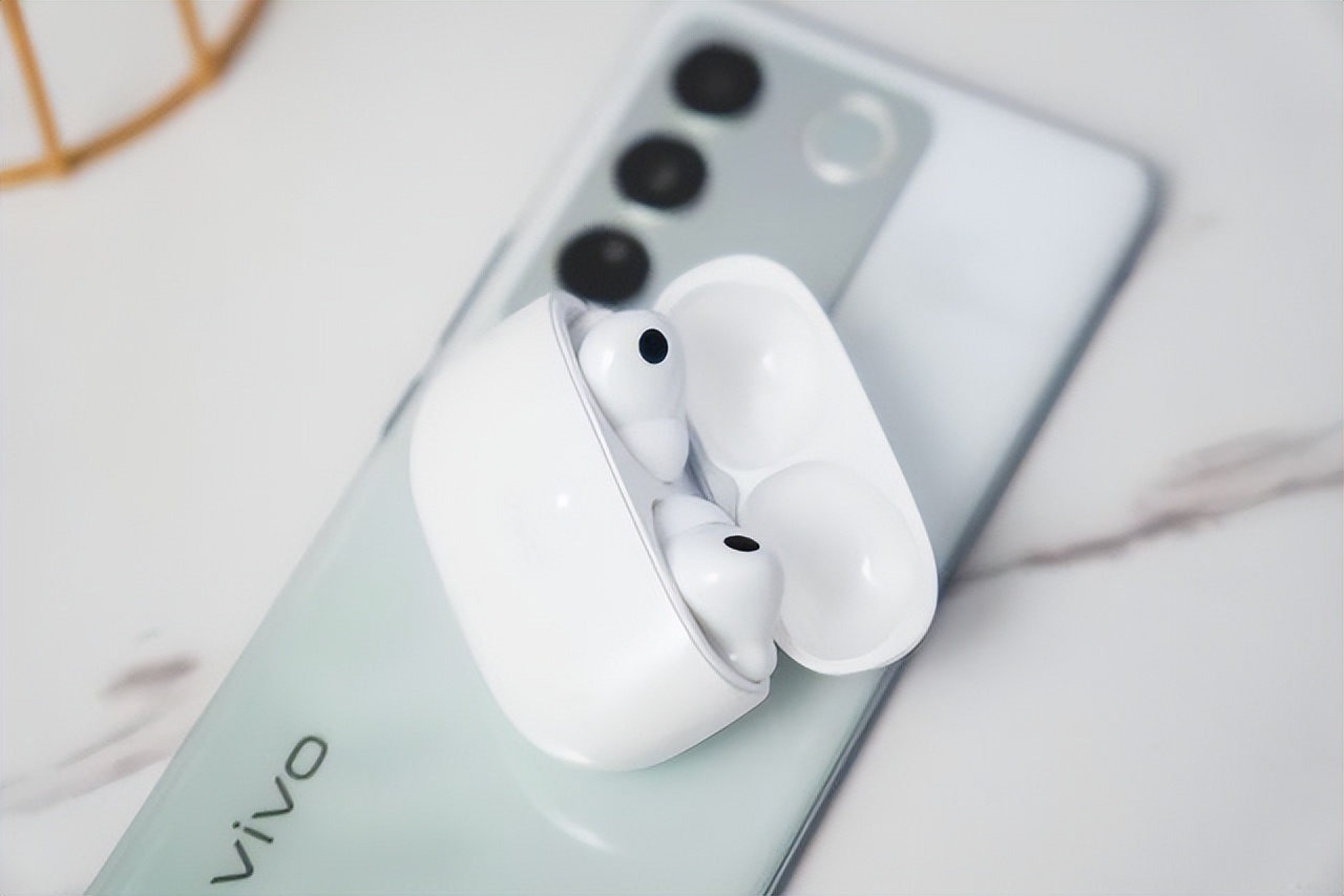 高端蓝牙耳机推荐性价比高排行榜,入门级真无线蓝牙耳机品牌推荐